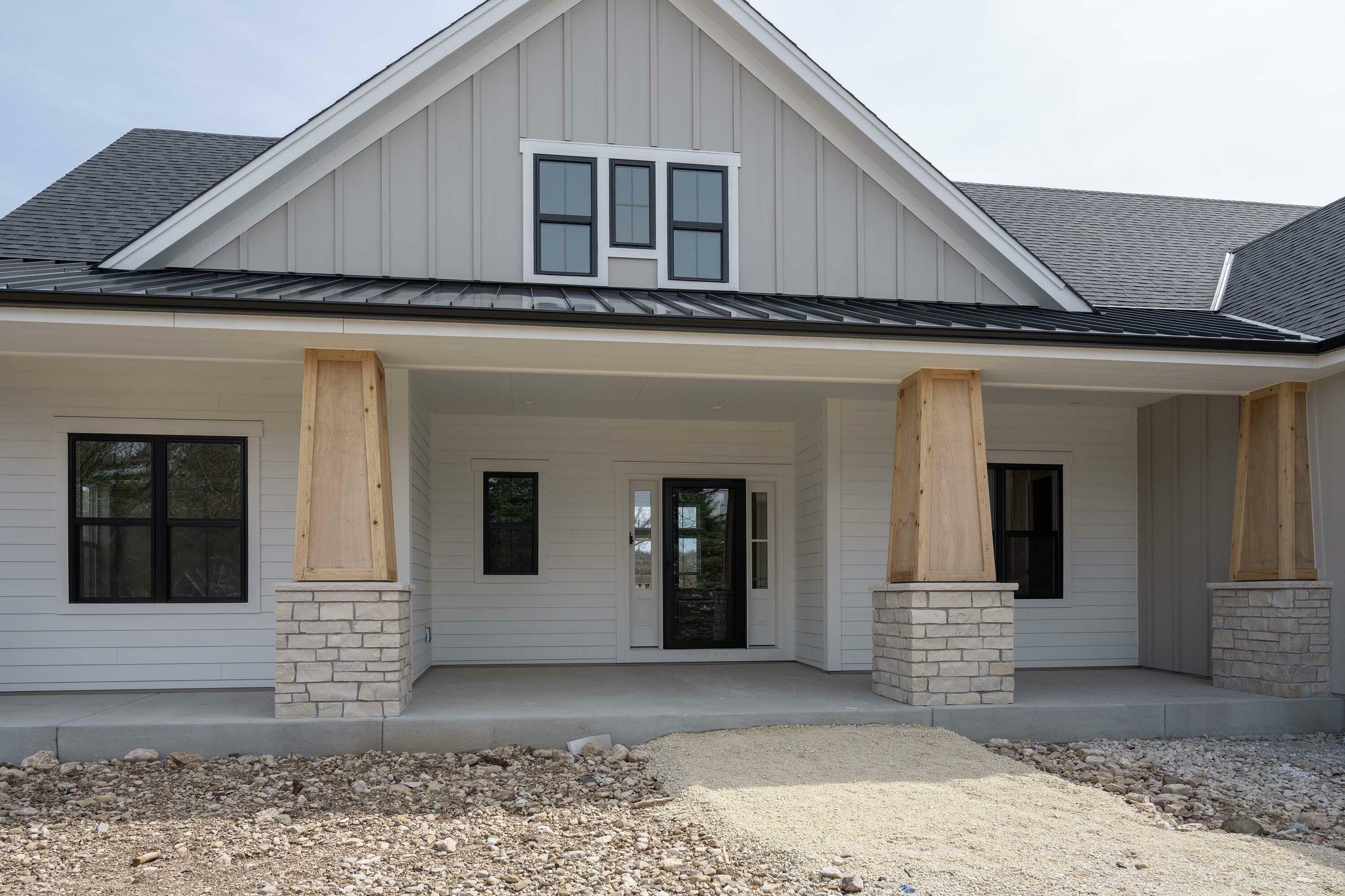 Property Photo:  624 Green Bay Rd  WI 53092 