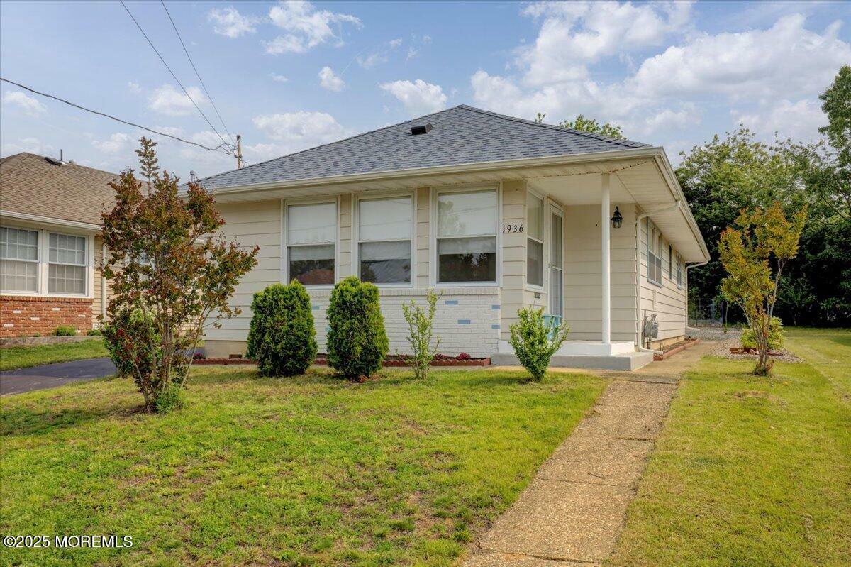 Property Photo: 1936 Yorktowne Boulevard NJ 08753