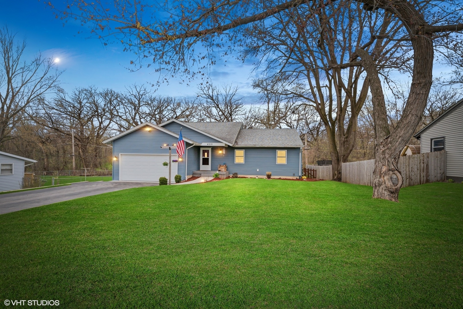 4515 Elmleaf Drive  McHenry IL 60051 photo