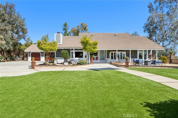 32144 Yosemite Street  Winchester CA 92596 photo
