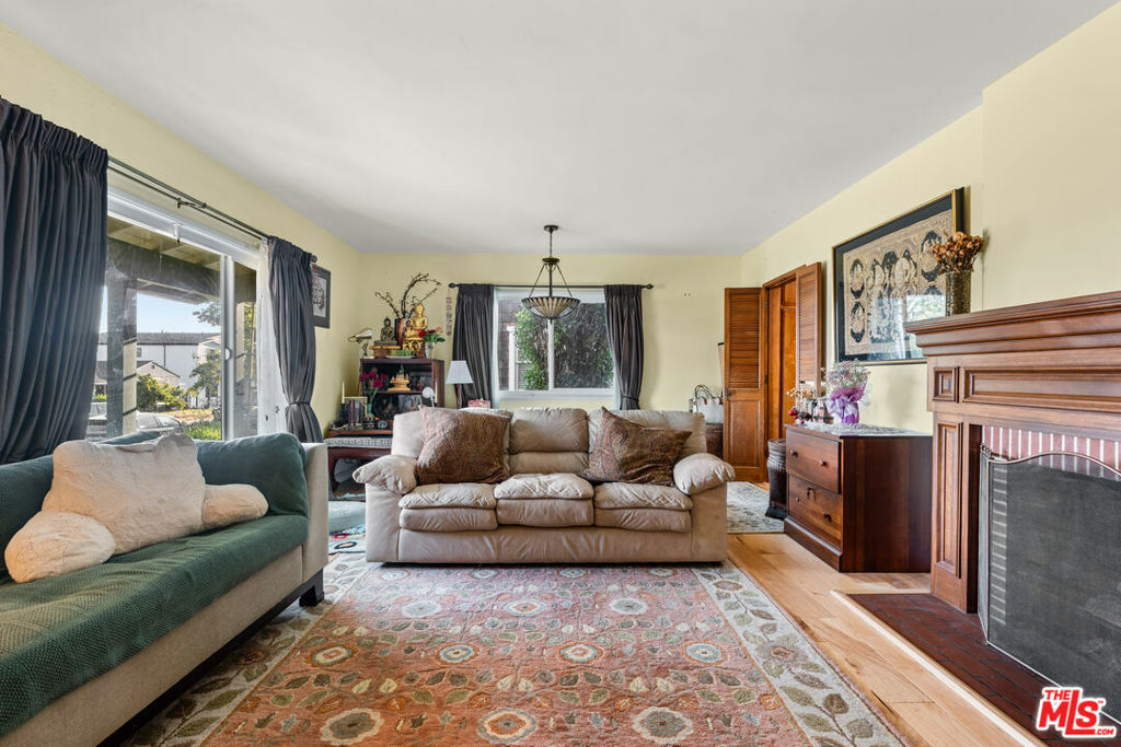 Property Photo:  6347 W 84th Street  CA 90045 