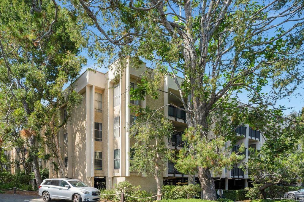 Property Photo: 3213 Raintree Circle CA 90230