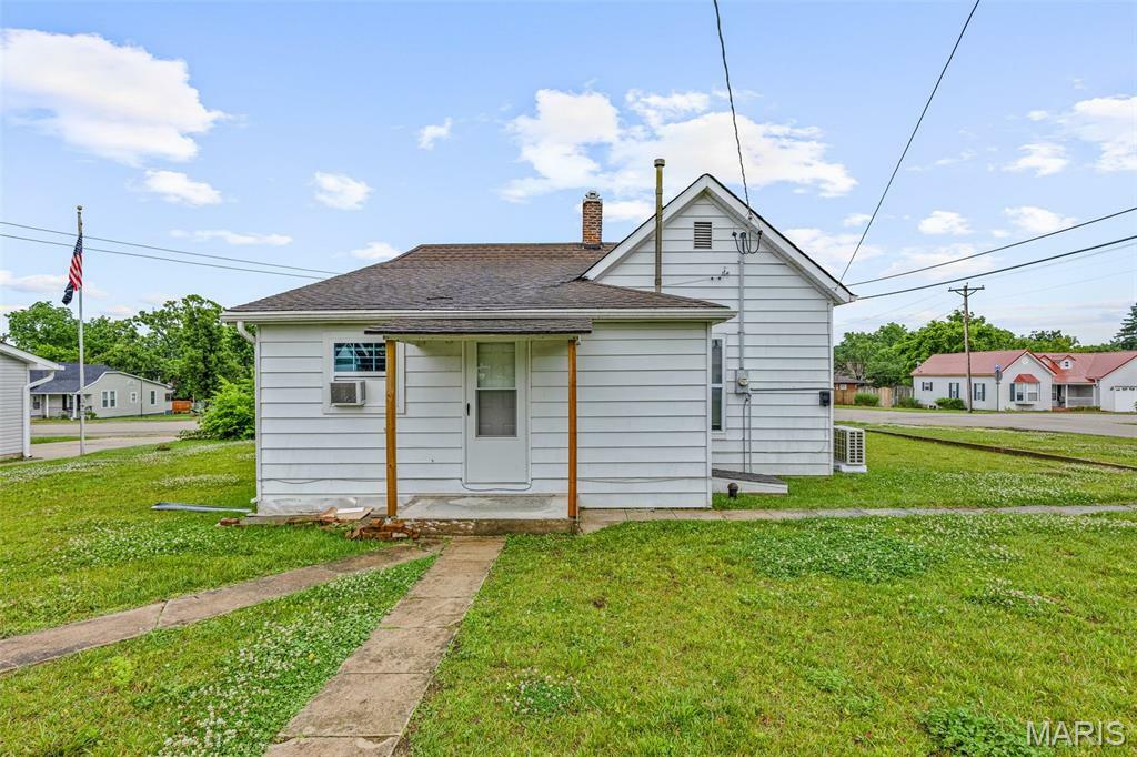 Property Photo: 101 N Waller Street MO 63601
