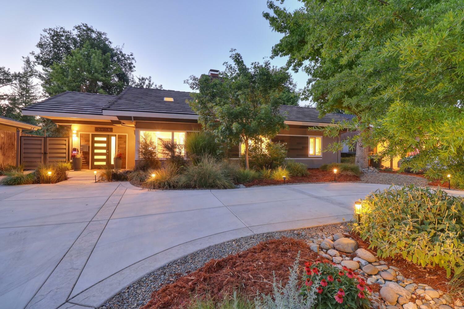 3905 Esperanza Drive  Sacramento CA 95864 photo