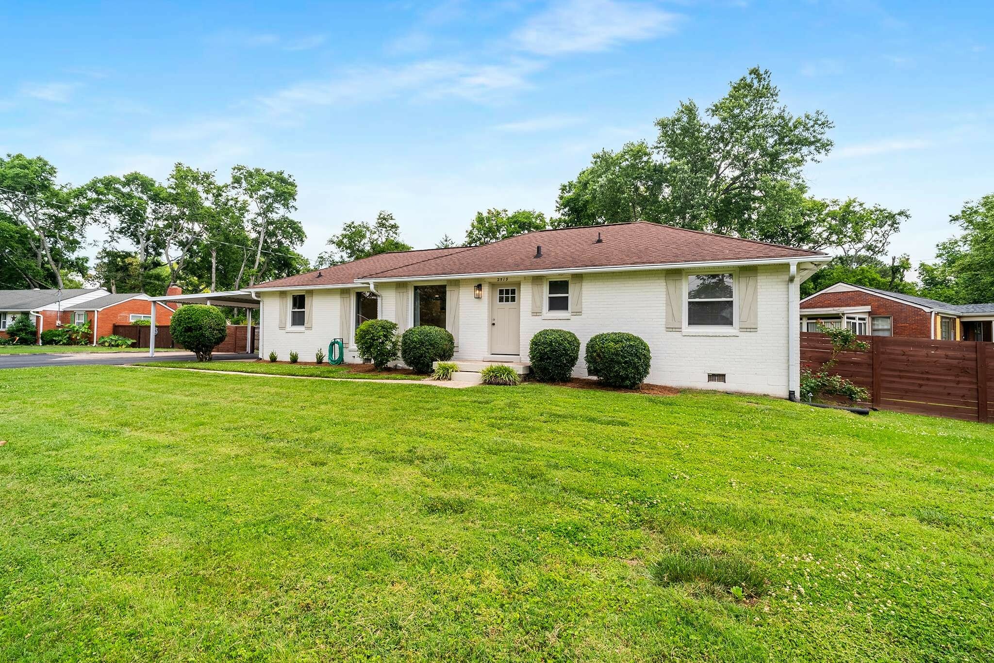 Property Photo: 2519 David Dr TN 37214
