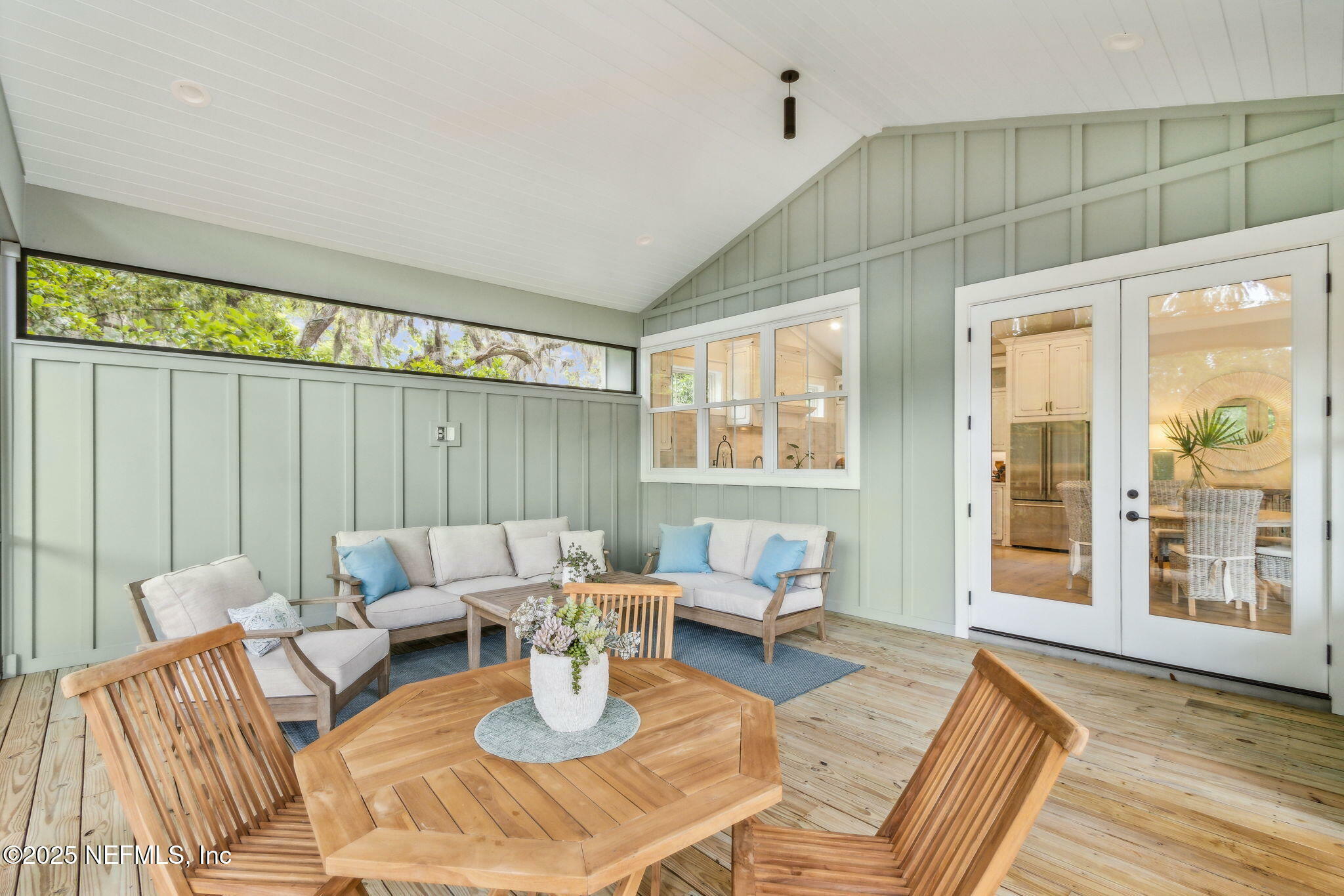 Property Photo:  22 N 17th Street  FL 32034 