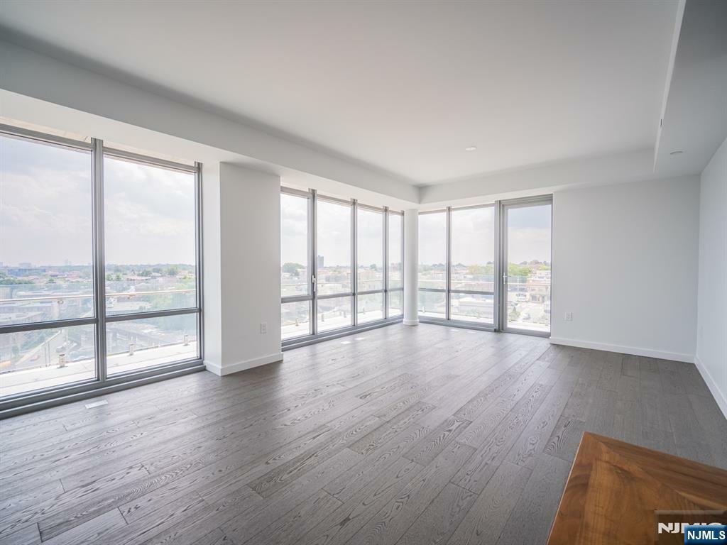 Property Photo: 320 Adolphus Avenue 401 NJ 07010