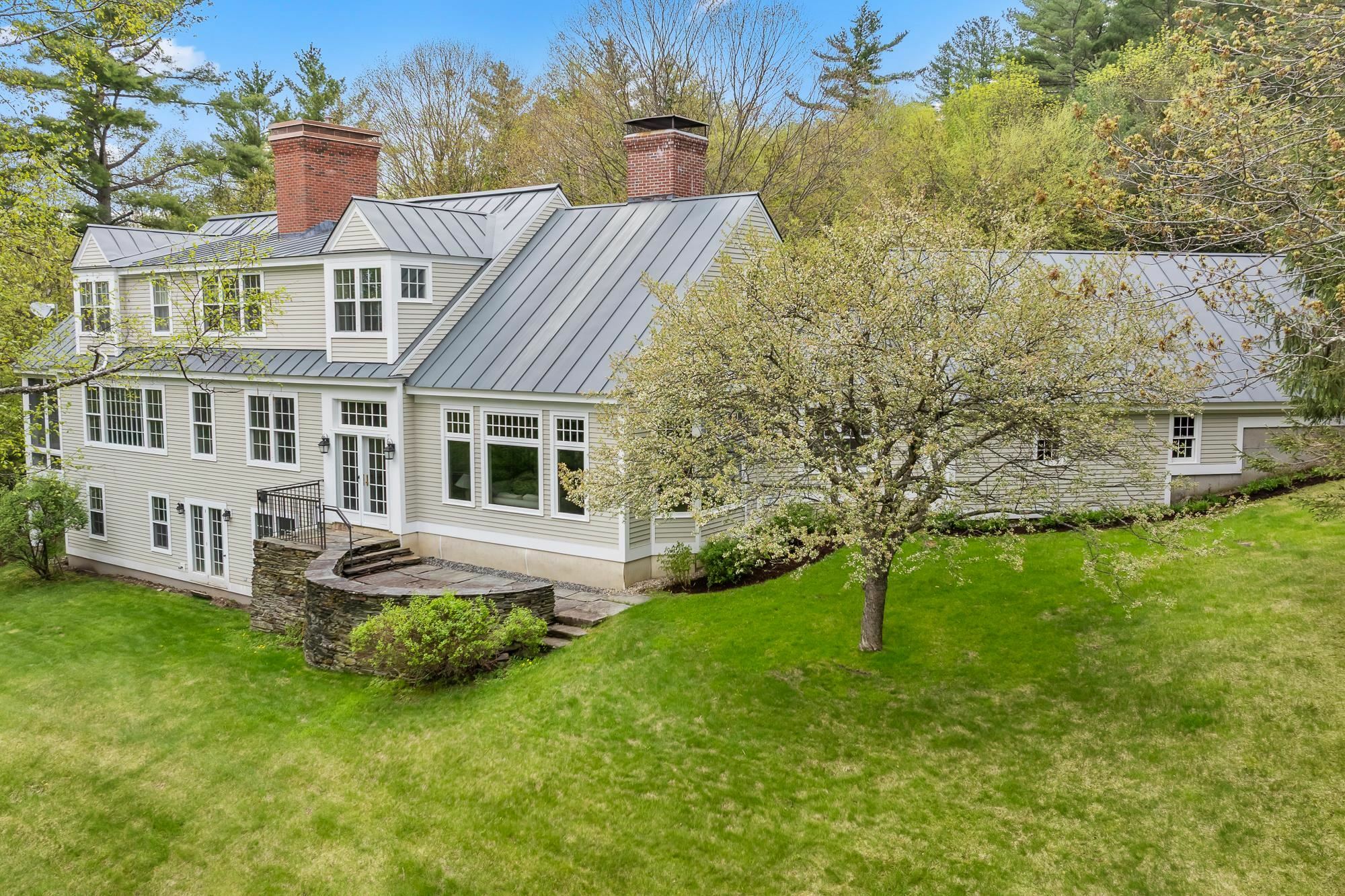 Property Photo:  3 Saddle Run Road  NH 03755 