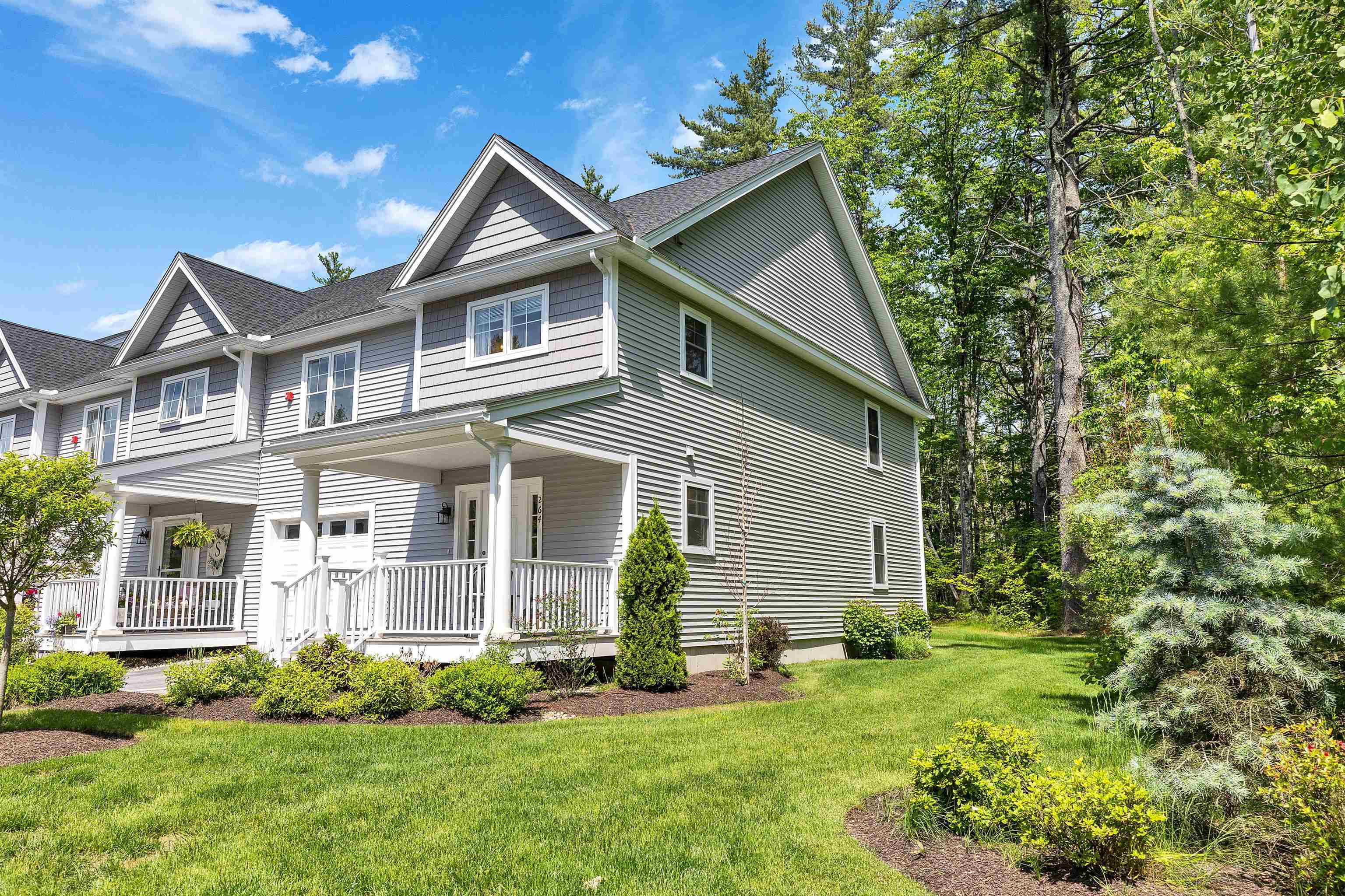 Property Photo: 264 Woodview Way NH 03102