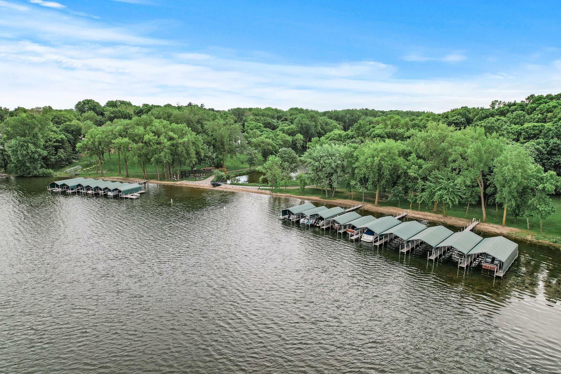 Property Photo:  4325 Trillium Lane W  MN 55364 