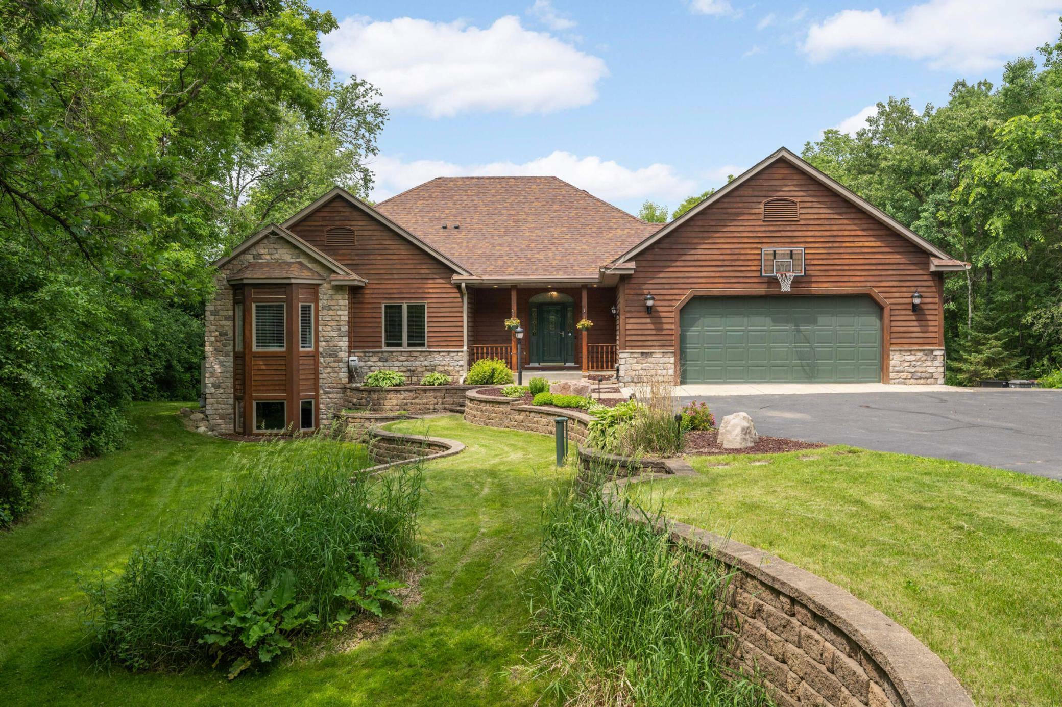 Property Photo: 18510 Pheasant Ridge Road MN 55372