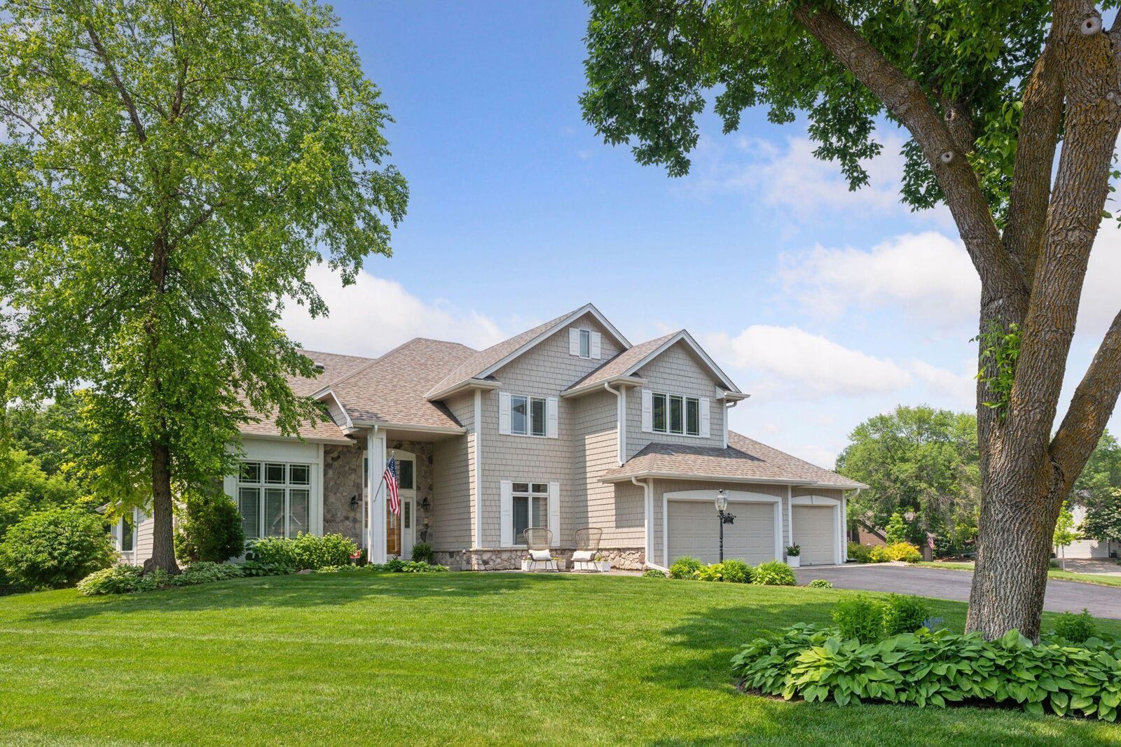 Property Photo:  8800 Horizon Ridge  MN 55386 