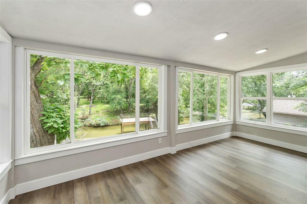 Property Photo: 147 Carolynn Road TX 75156