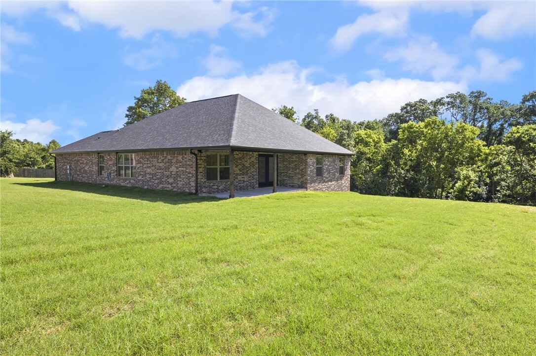 Property Photo: 15 Blairgowrie Circle AR 72715