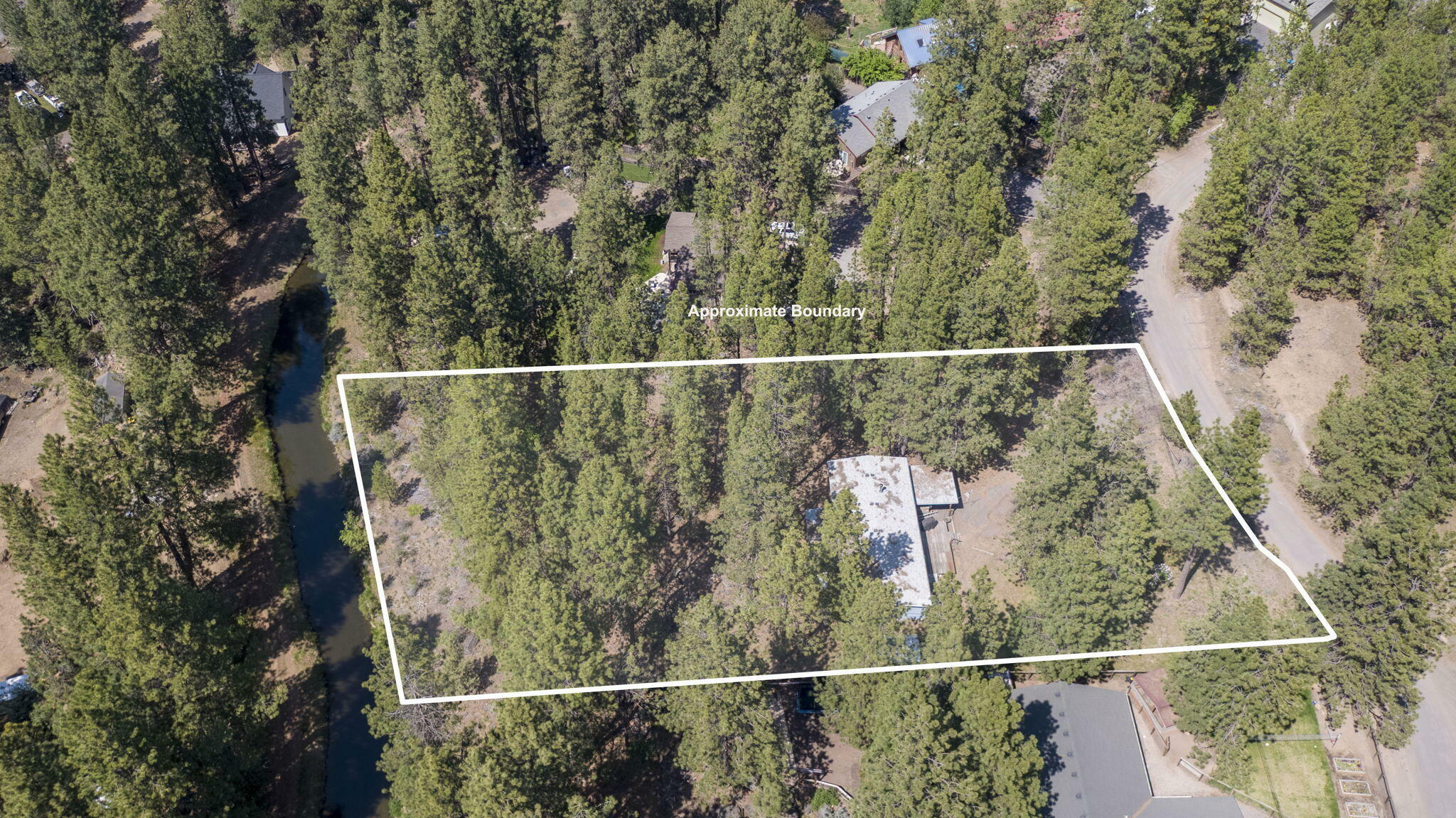 Property Photo: 19034 Choctaw Road OR 97702