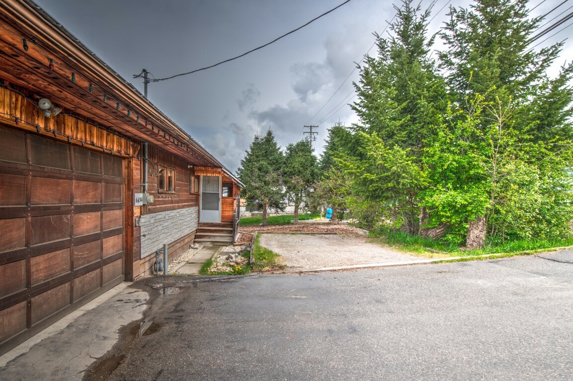 Property Photo: 6434 Pleasant Valley Road BC V1B 3R3
