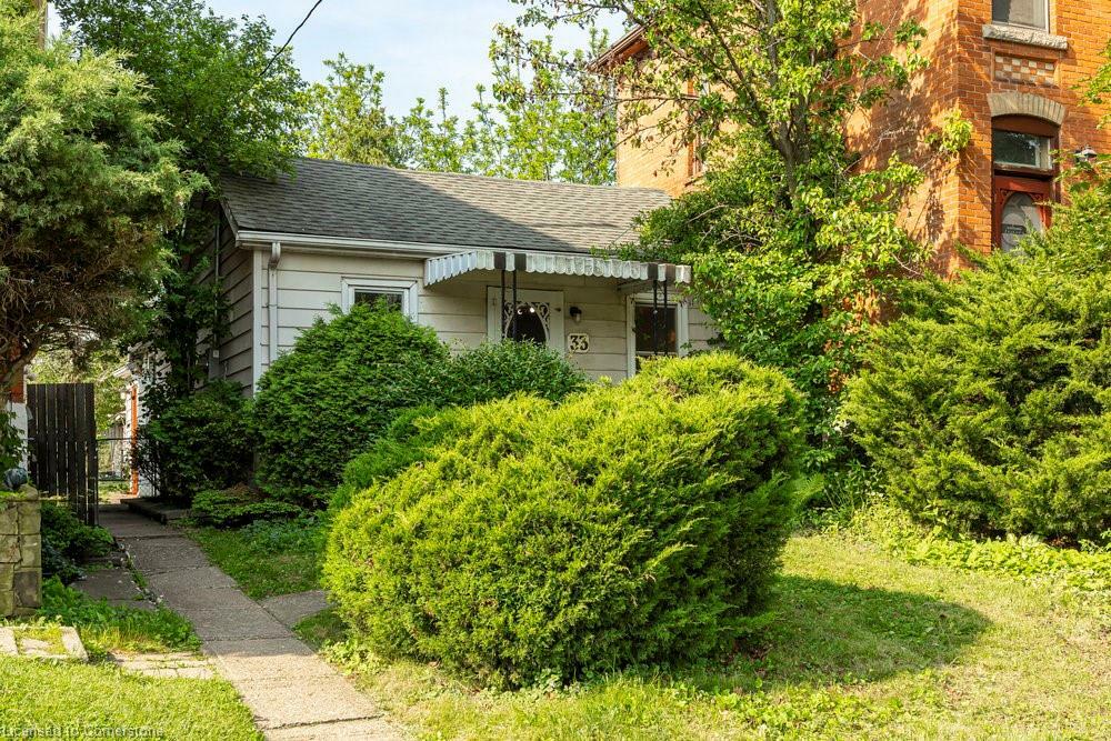 Photo de la propriété: 33 Melbourne Street ON L8P 2A5