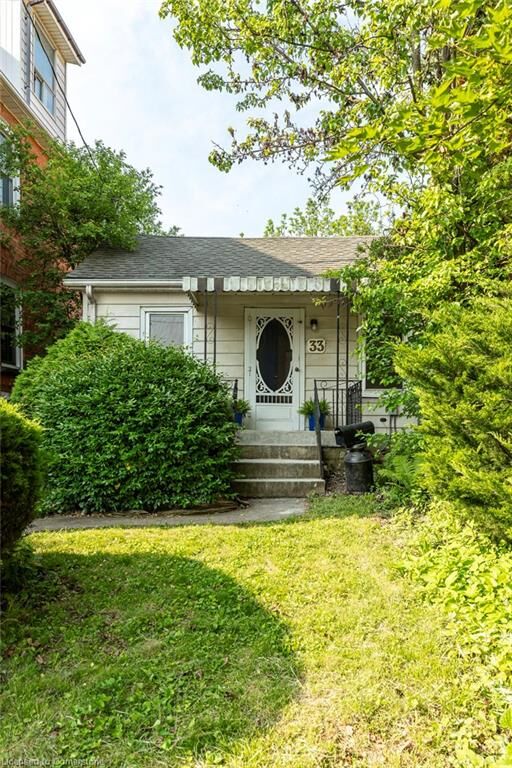 Photo de la propriété:  33 Melbourne Street  ON L8P 2A5 