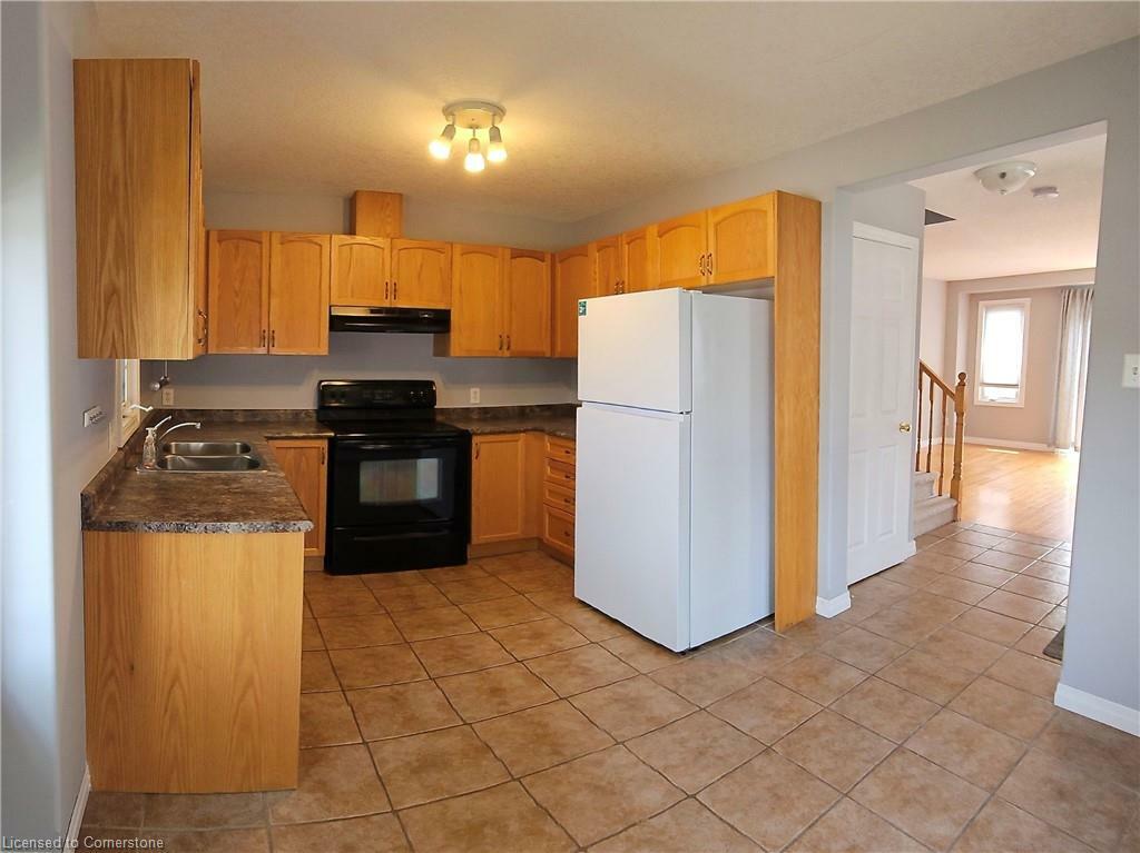 Property Photo: 535 Windflower Crescent 11 ON N2E 4L7