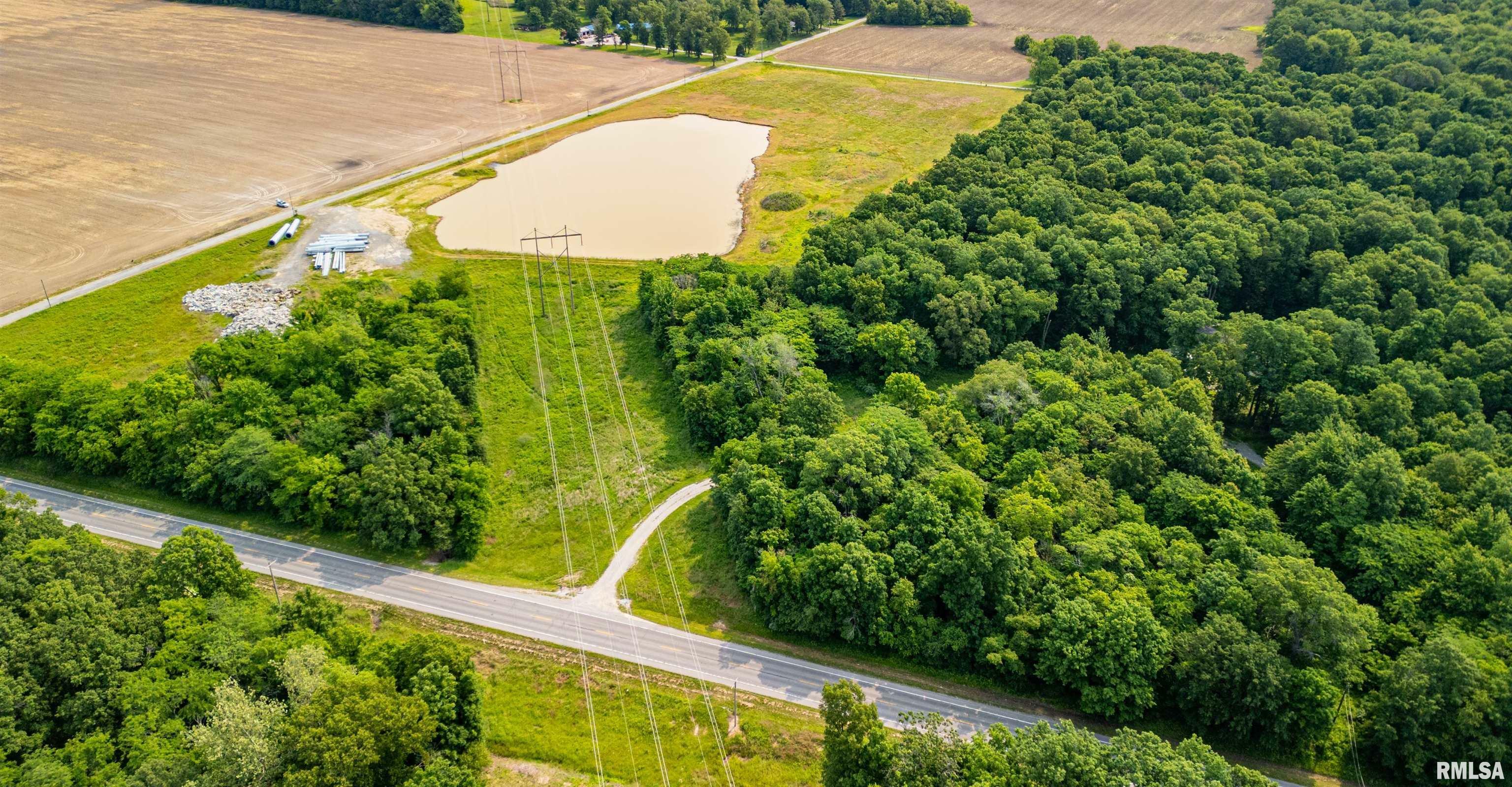 Property Photo: 19840 N Il Hwy 37 IL 62864