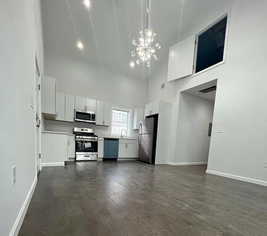 Property Photo:  599 Broadway 3R  MA 02149 