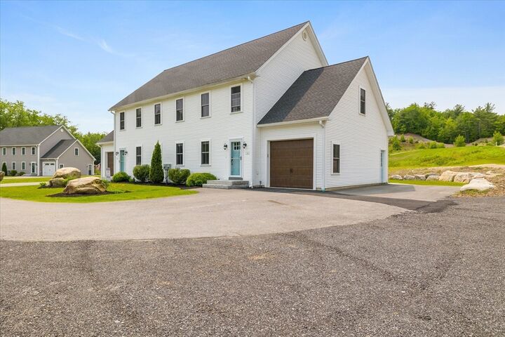 Property Photo: 194 B Narrows Rd MA 01473