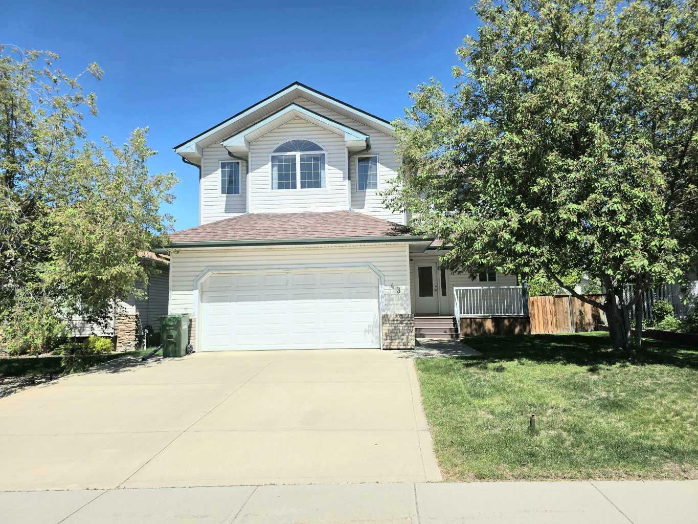 43 Ackerman Crescent  Red Deer AB T4R 3B3 photo
