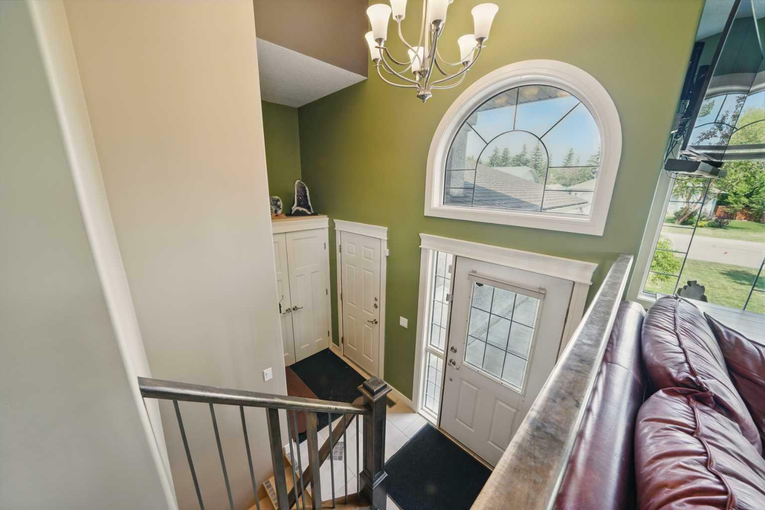 Photo de la propriété: 74 Hathaway Lane AB T4L 1T5