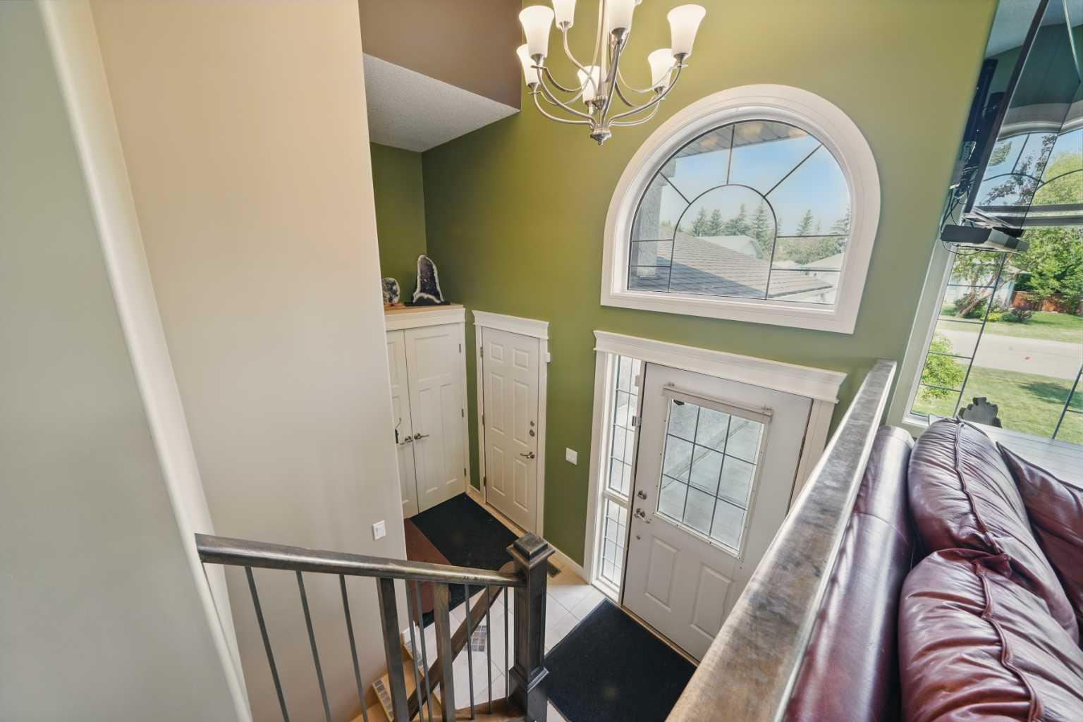 Photo de la propriété: 74 Hathaway Lane AB T4L 1T5