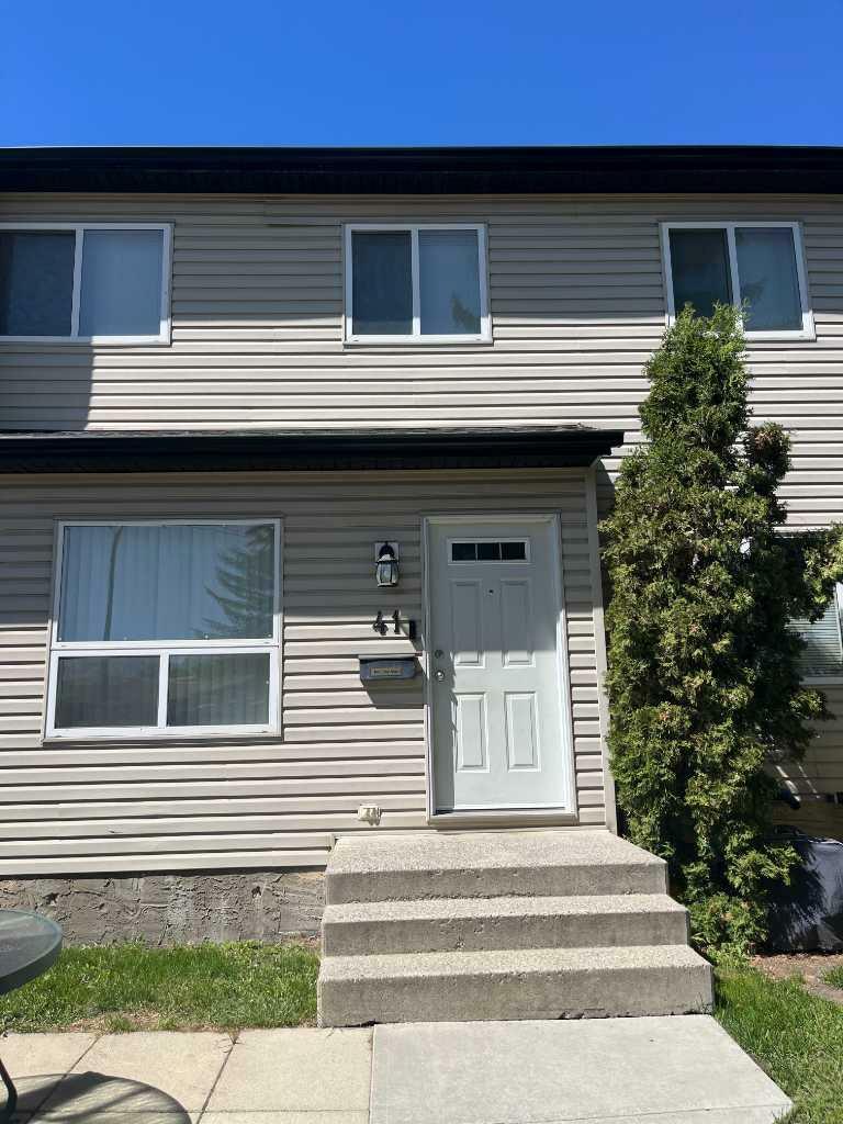 20 Alford Avenue 41  Red Deer AB T4R 1G8 photo