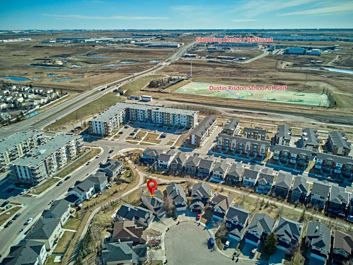 Property Photo: 98 Harvest Grove Close NE AB T3K 4T7