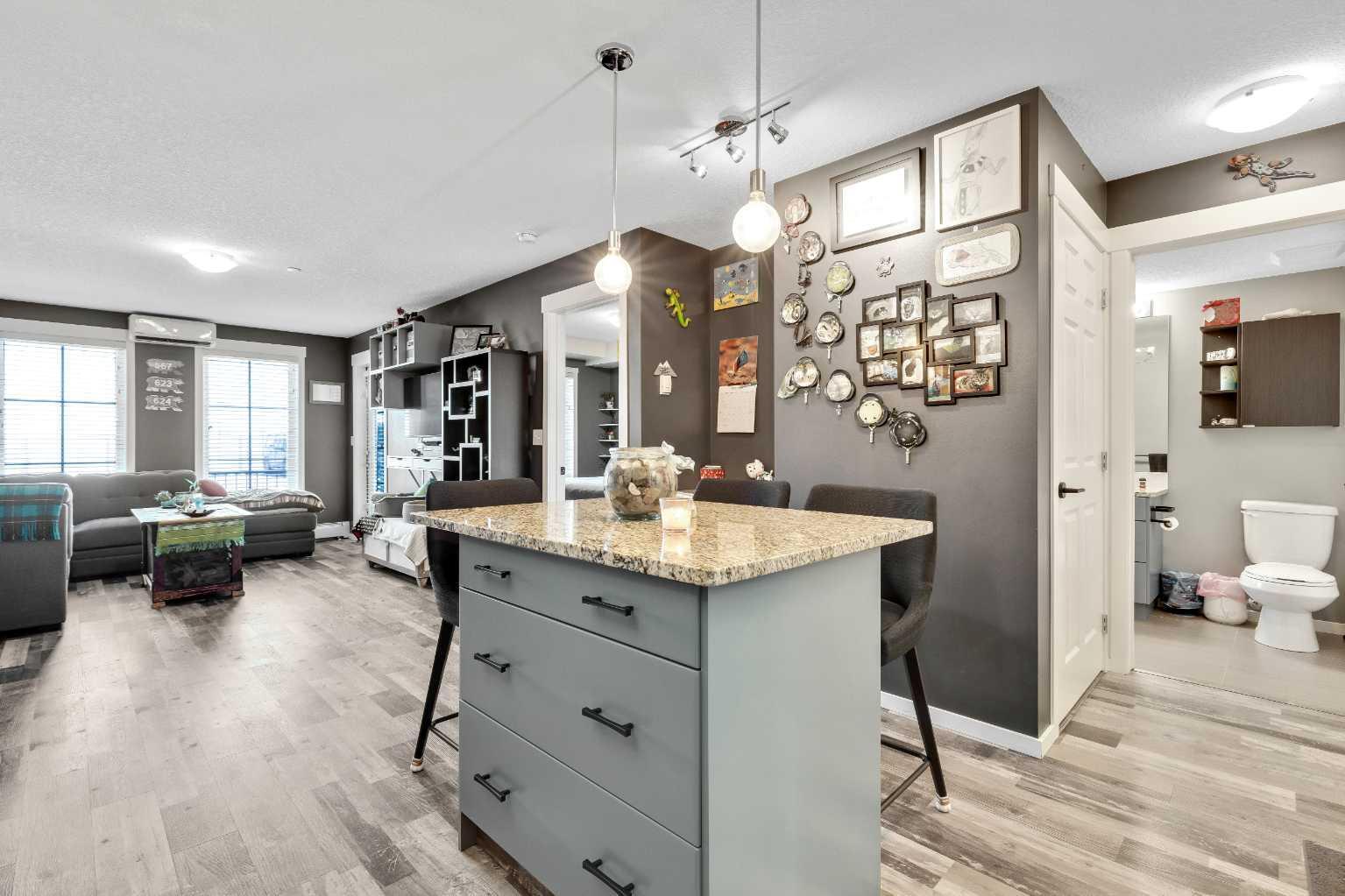Photo de la propriété: 755 Copperpond Boulevard SE 1108 AB T2Z 4R2