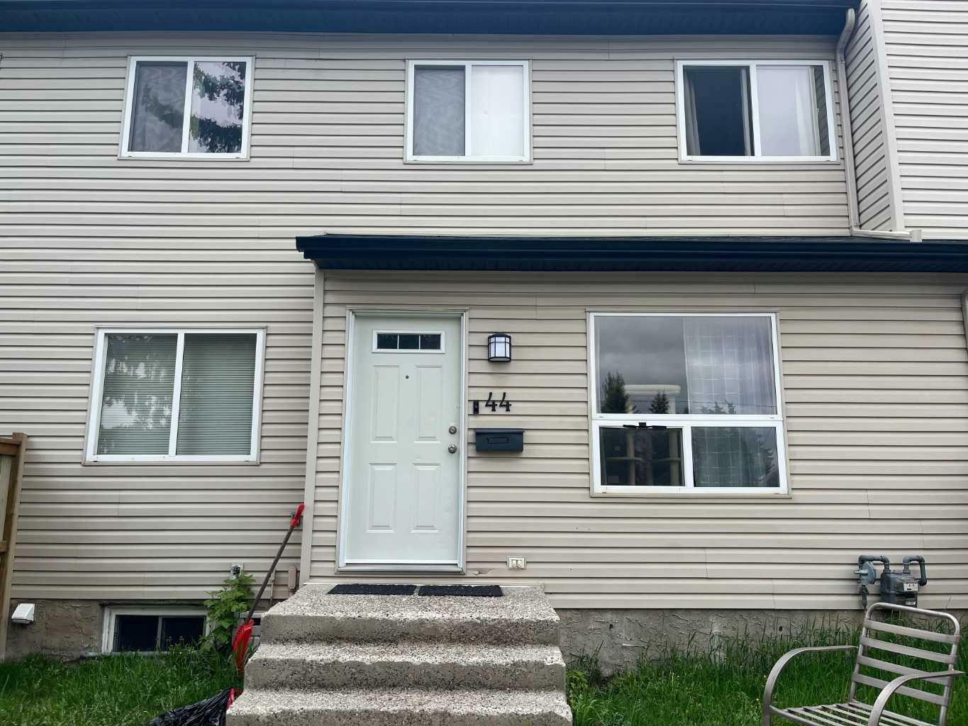 20 Alford Avenue 44  Red Deer AB T4R 1G8 photo