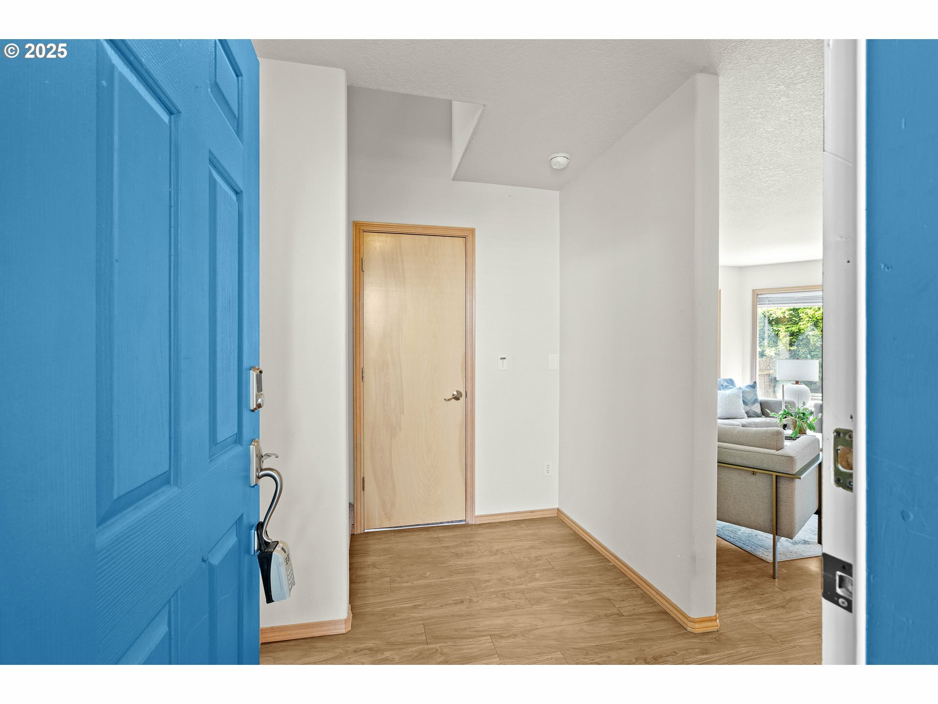 Property Photo: 6309 NE 45th Ave OR 97218