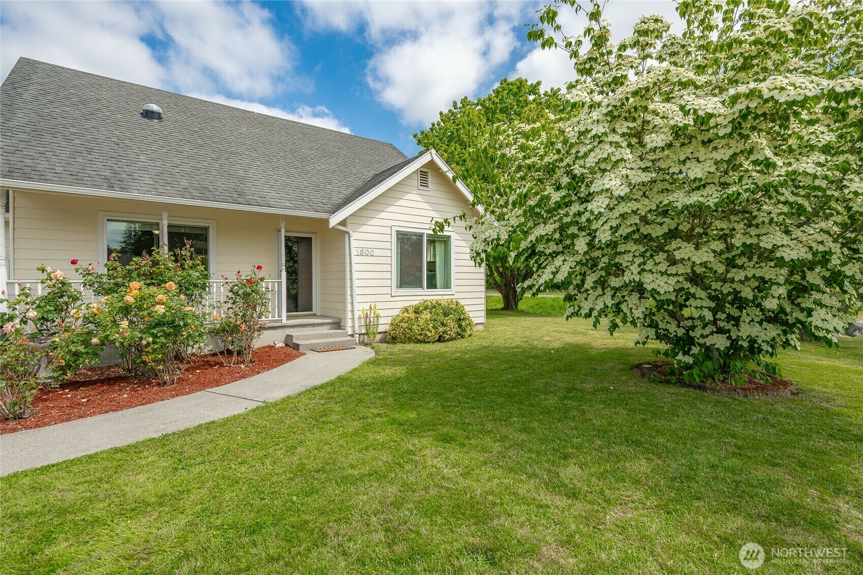 Property Photo: 1800 Pine Street WA 98264