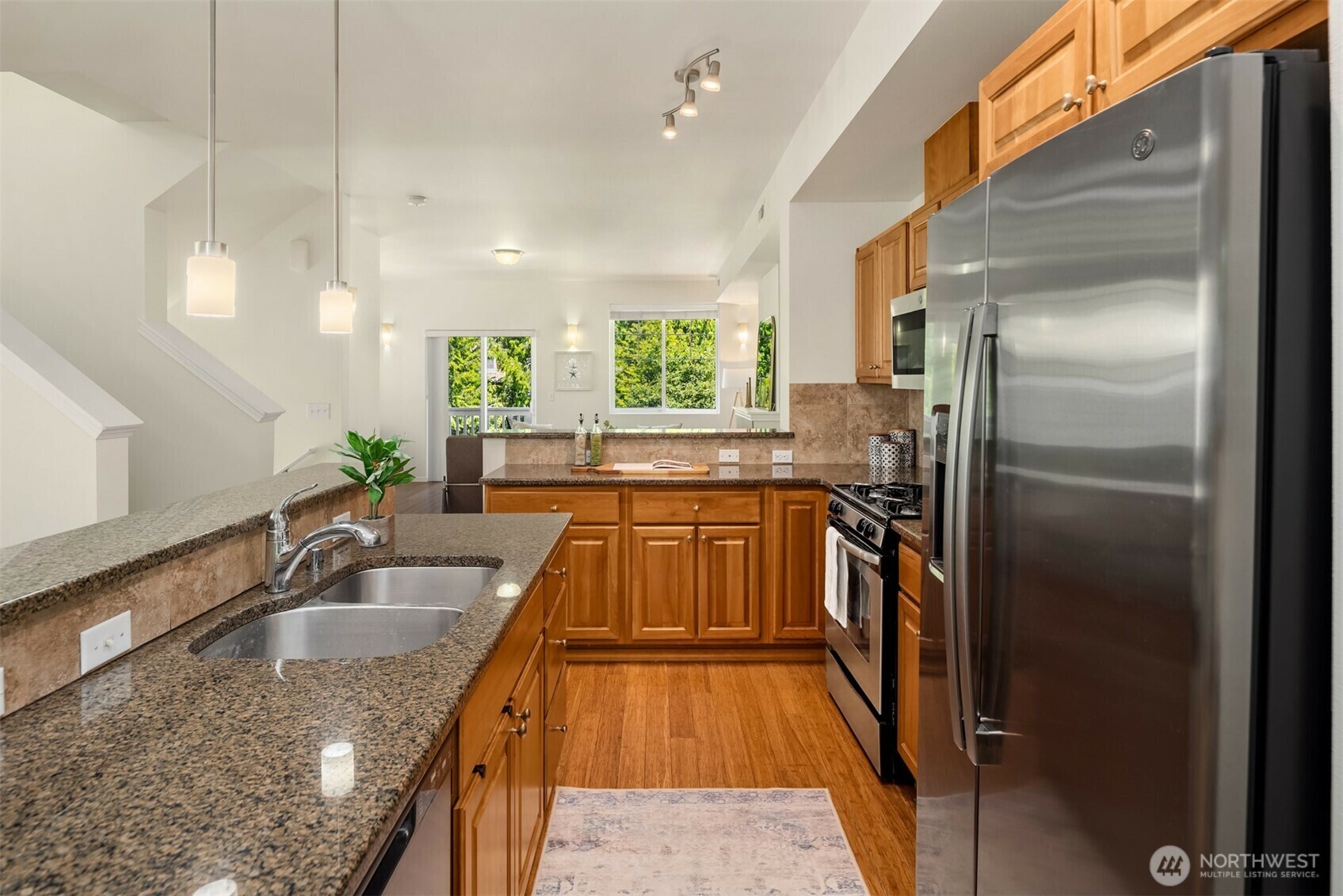 Property Photo: 1059 156th Avenue NE WA 98007