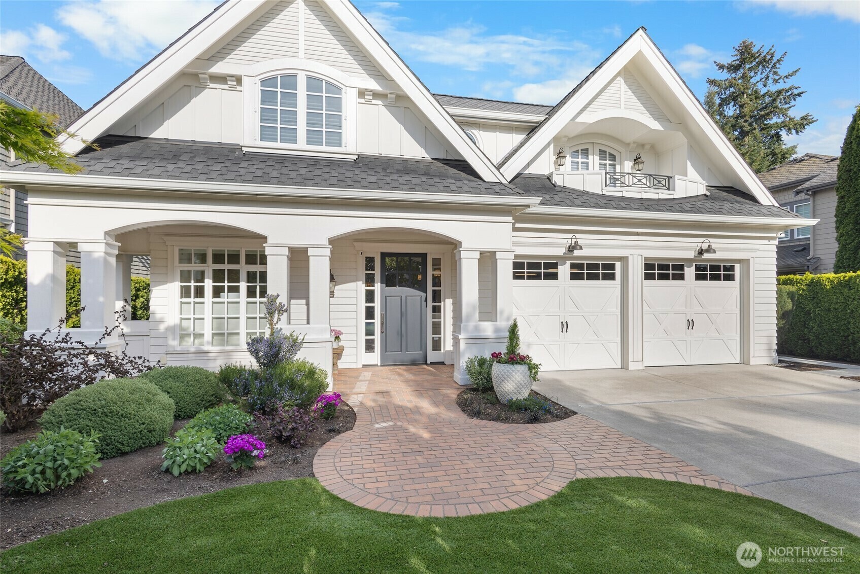 726  99th Avenue NE  Bellevue WA 98004 photo