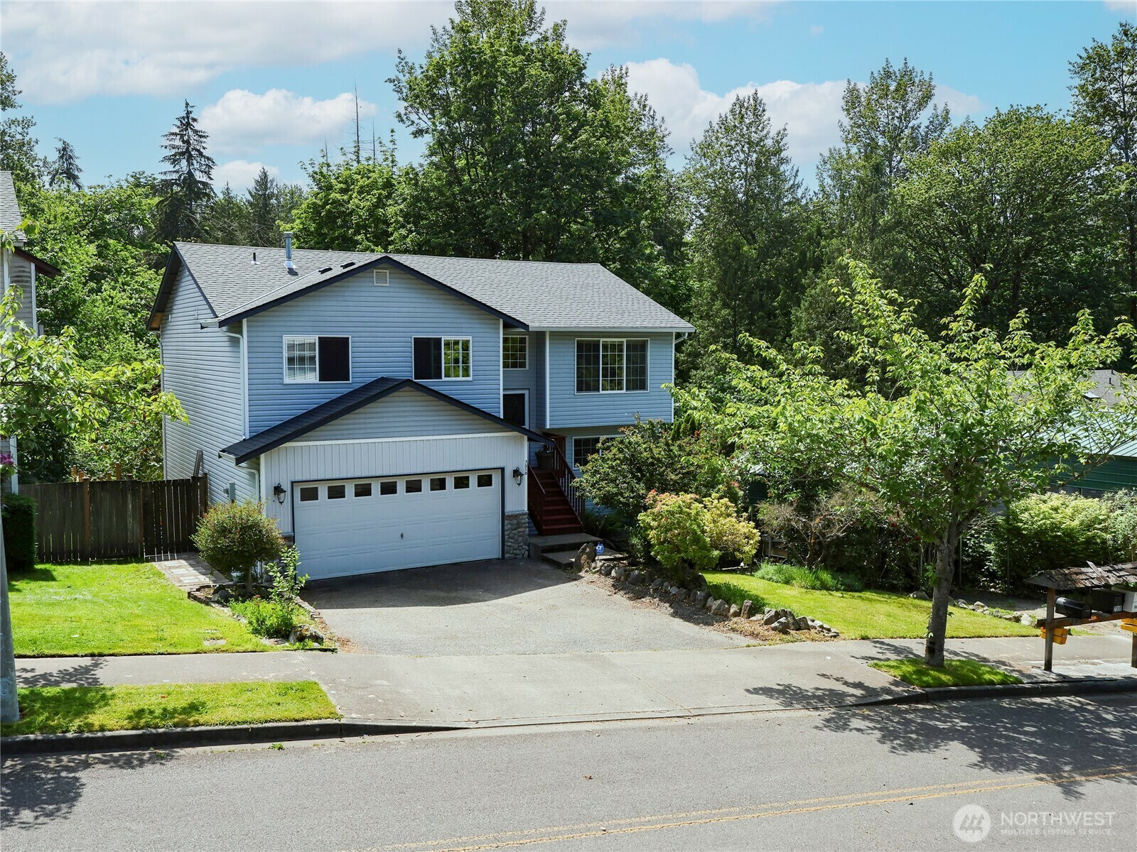 Property Photo: 7310 46th Place NE WA 98270