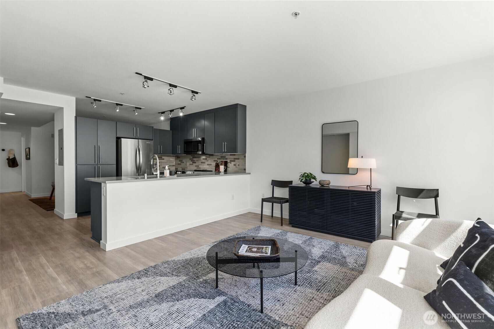 Property Photo: 17 W Mercer Street 216 WA 98119