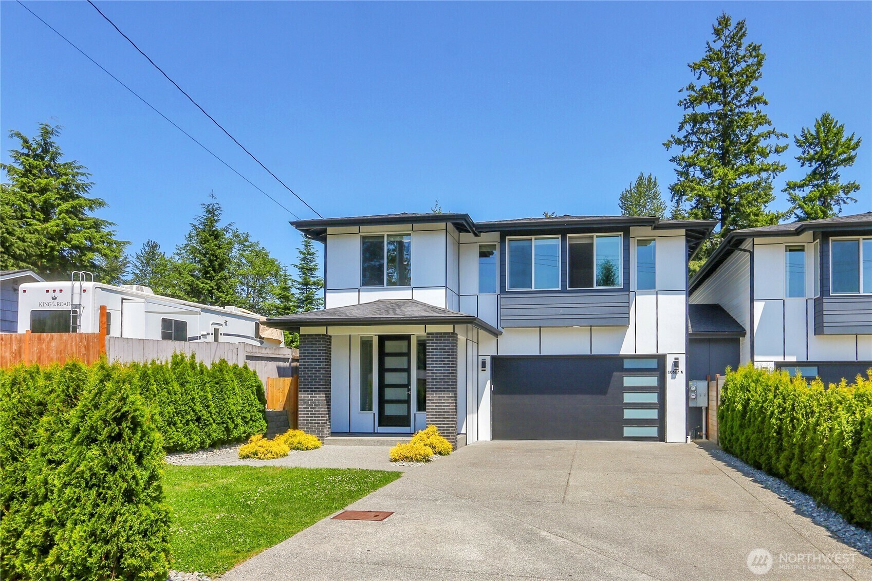 10617  Rosewood Avenue A  Everett WA 98204 photo