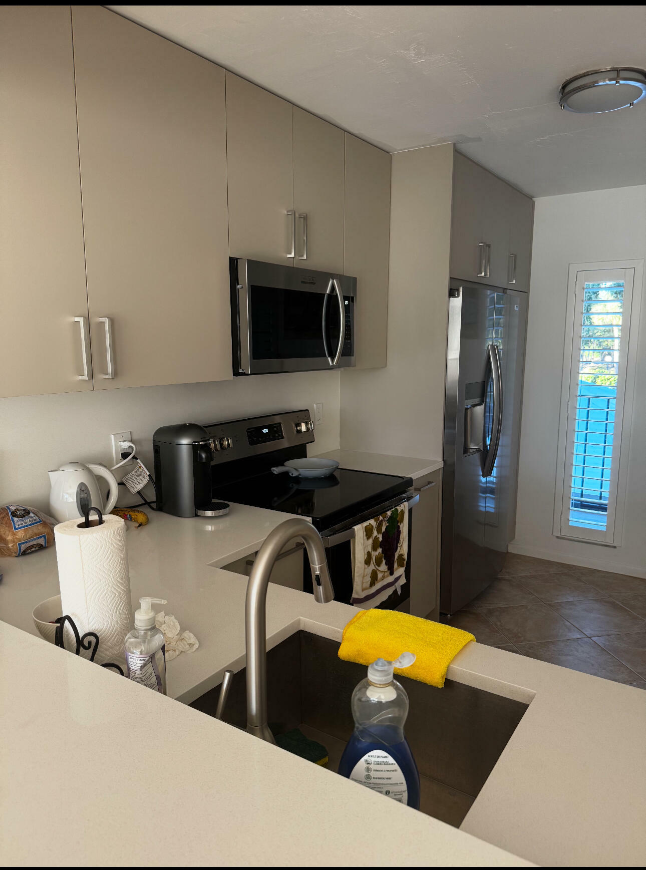 Property Photo: 22 Royal Palm Way 2040 FL 33432