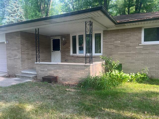 Property Photo: 2763 Ranieri Drive MI 48085