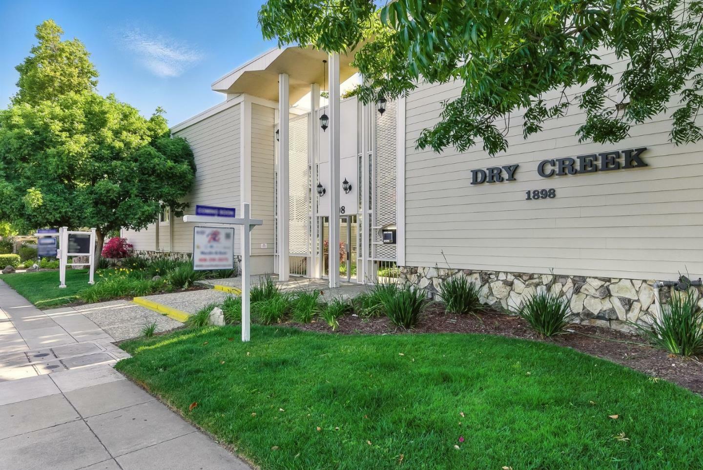 Property Photo: 1898 Meridian Avenue 24 CA 95125