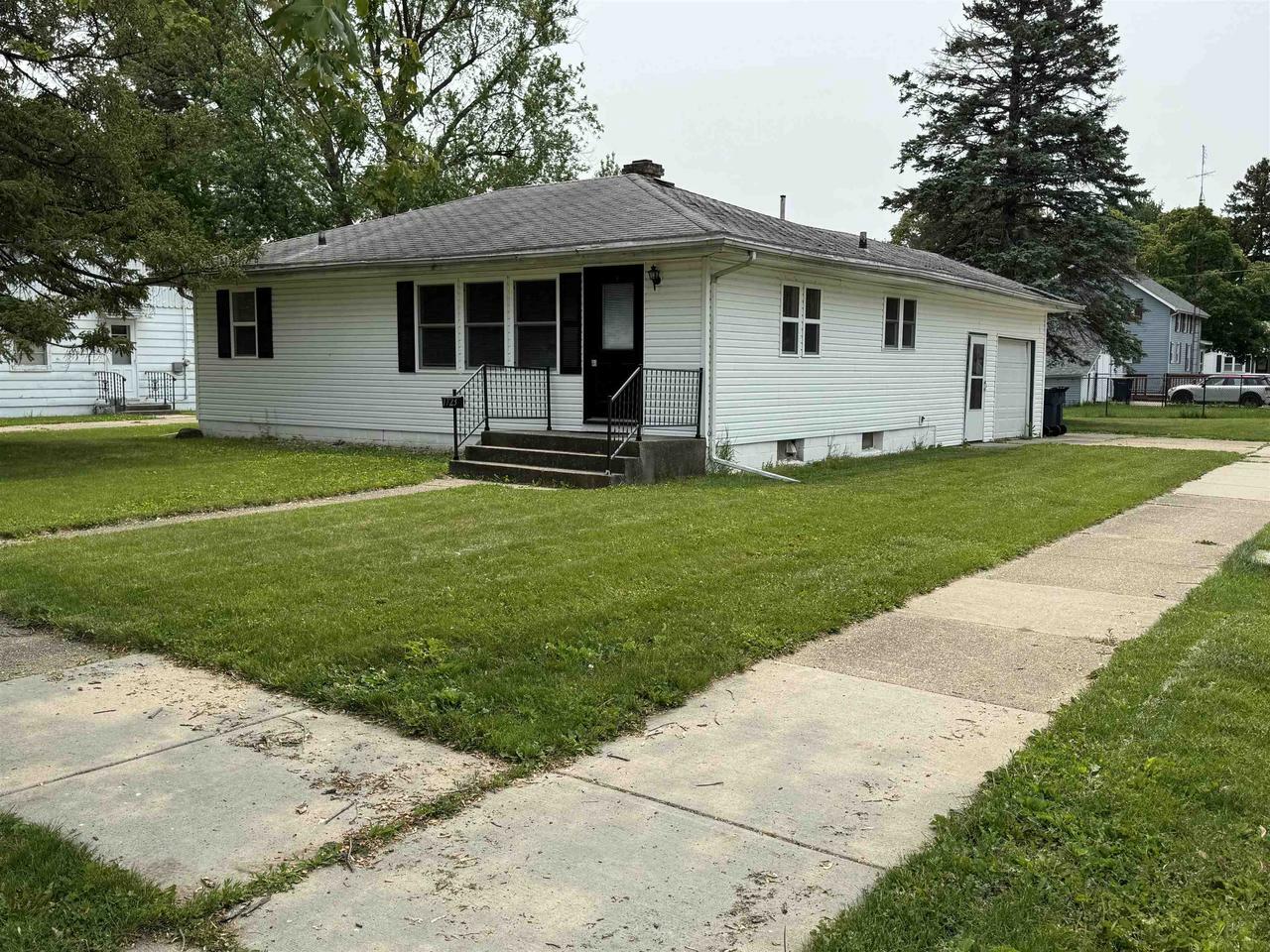 Property Photo: 1723 Barham Avenue WI 53548