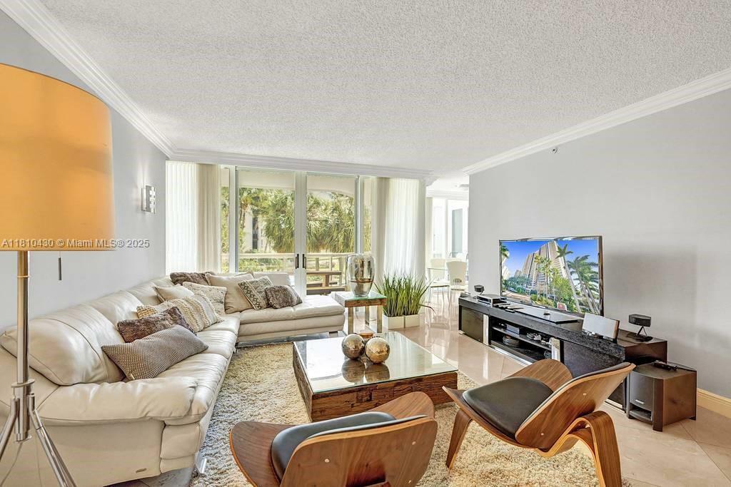 Property Photo: 21055 Yacht Club Dr. 502 FL 33180