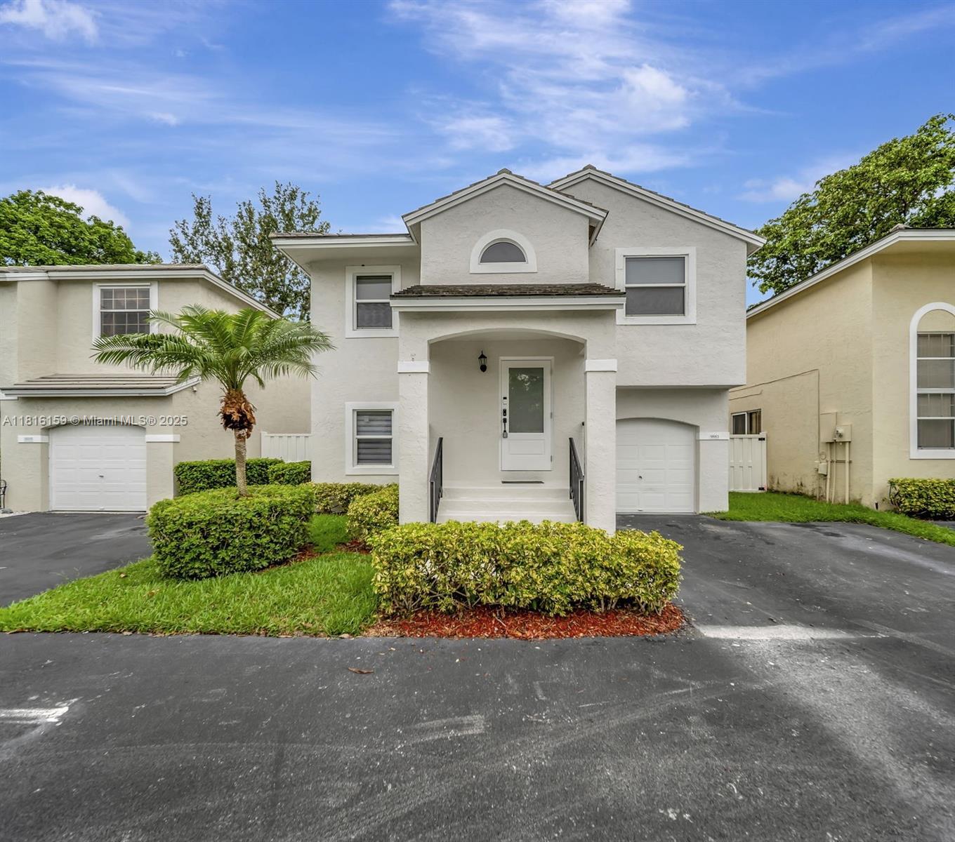 9883 NW 2nd St  Plantation FL 33324 photo