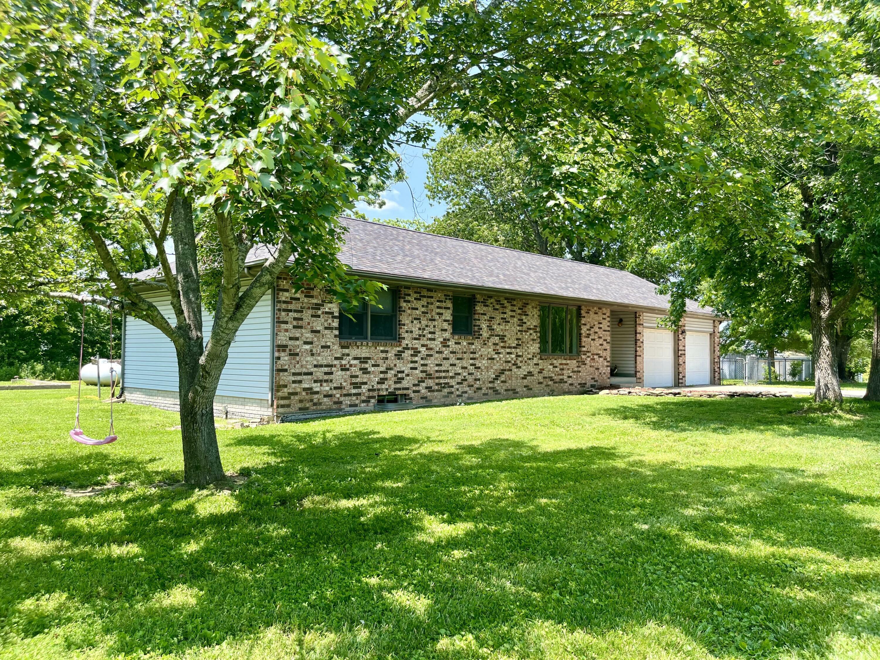 Property Photo: 194 State Highway T MO 65720