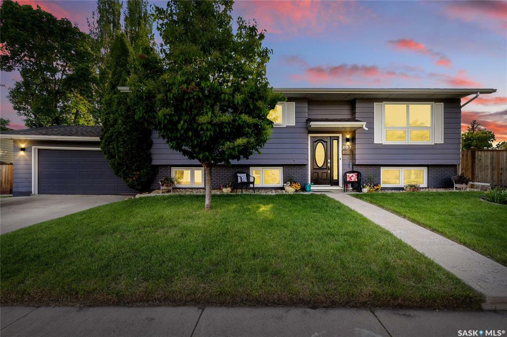 207 Dore Crescent  Saskatoon SK S7K 4X8 photo
