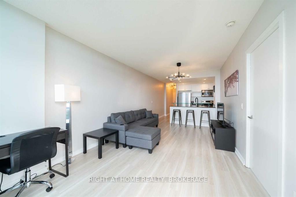 Property Photo: 218 Queens Quay W 407 ON M5J 2Y6