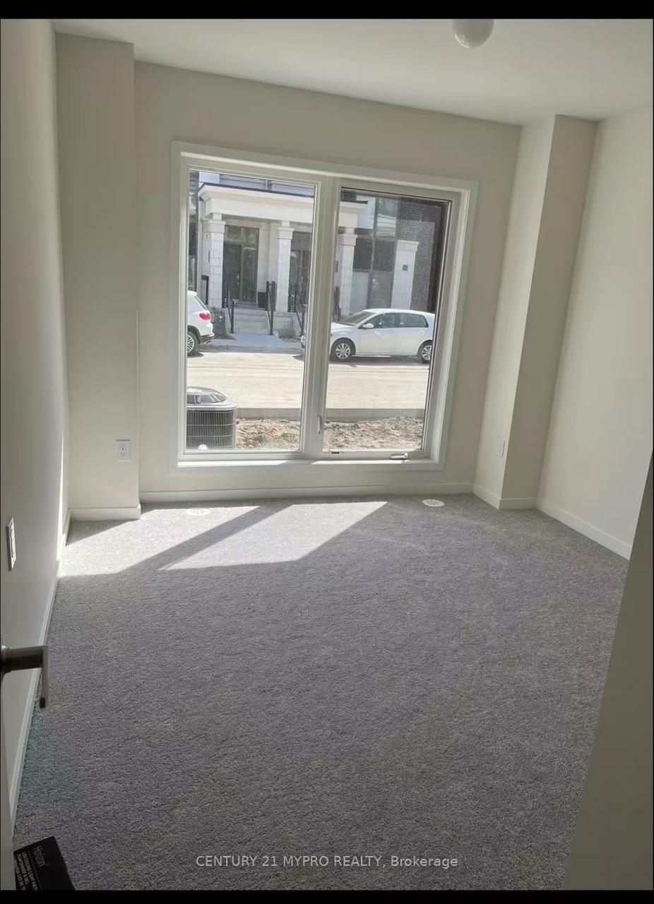 Property Photo:  22 Andalusia Lane Lower  ON L6E 0V3 